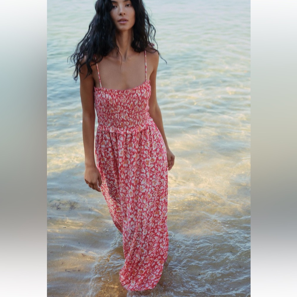NWT Zara smocked printed dress